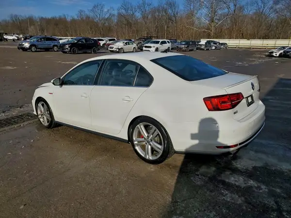 3VW4T7AJ3GM323455 2016 VOLKSWAGEN JETTA - Image 2
