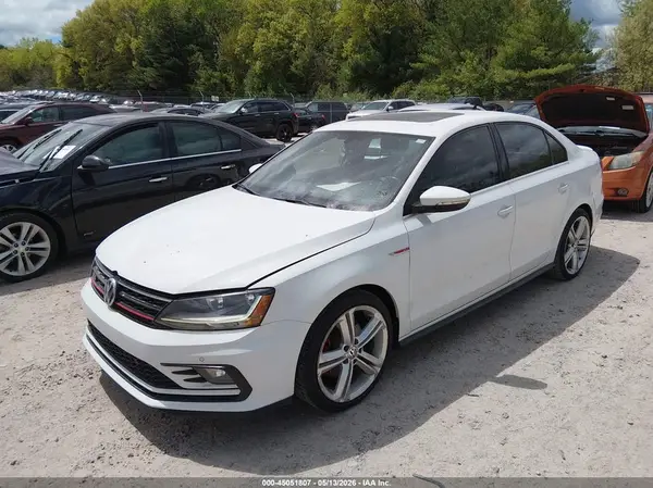 3VW4T7AJ3HM345795 2017 VOLKSWAGEN JETTA - Image 2