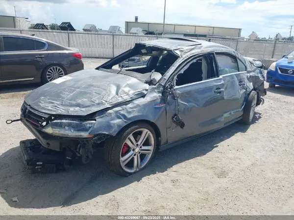 3VW4T7AJ3HM362256 2017 VOLKSWAGEN JETTA - Image 2