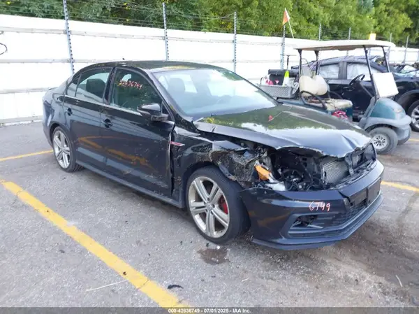 3VW4T7AJ3HM403596 2017 VOLKSWAGEN JETTA - Image 1
