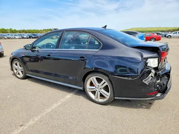 3VW4T7AJ3HM413786 2017 VOLKSWAGEN JETTA - Image 2