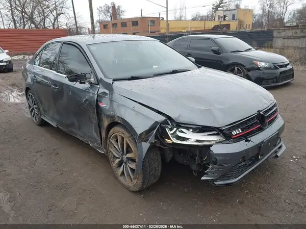 3VW4T7AJ3JM210029 2018 VOLKSWAGEN JETTA - Image 1