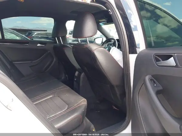 3VW4T7AJ3JM217062 2018 VOLKSWAGEN JETTA - Image 8
