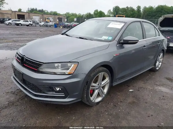 3VW4T7AJ4HM280178 2017 VOLKSWAGEN JETTA - Image 2