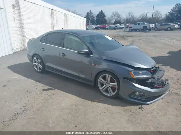 3VW4T7AJ4HM329735 2017 VOLKSWAGEN JETTA - Image 1