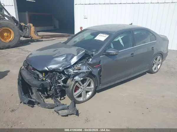 3VW4T7AJ4HM329735 2017 VOLKSWAGEN JETTA - Image 2