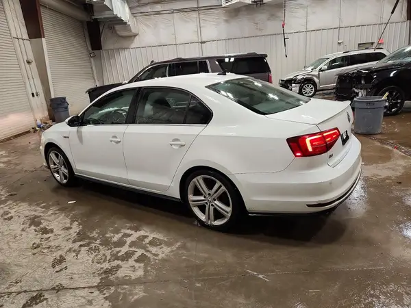 3VW4T7AJ4HM352920 2017 VOLKSWAGEN JETTA - Image 2