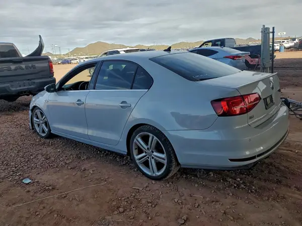 3VW4T7AJ4HM355767 2017 VOLKSWAGEN JETTA - Image 2