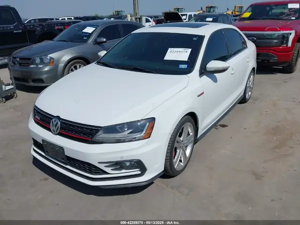 3VW4T7AJ4HM374710 2017 VOLKSWAGEN JETTA - Image 2