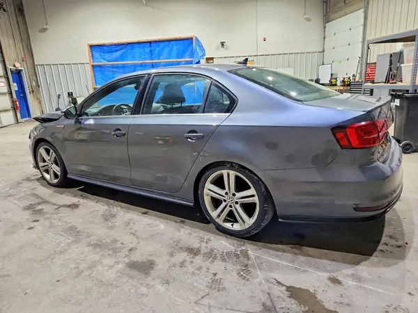 3VW4T7AJ4HM389112 2017 VOLKSWAGEN JETTA - Image 2