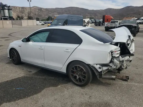 3VW4T7AJ5GM371569 2016 VOLKSWAGEN JETTA - Image 2