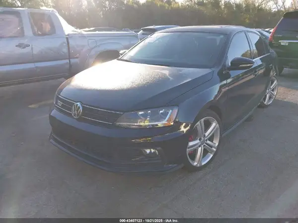 3VW4T7AJ5HM272199 2017 VOLKSWAGEN JETTA - Image 2