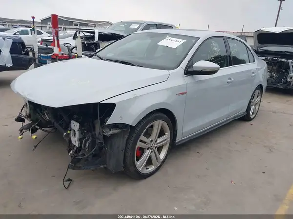 3VW4T7AJ5HM345572 2017 VOLKSWAGEN JETTA - Image 2