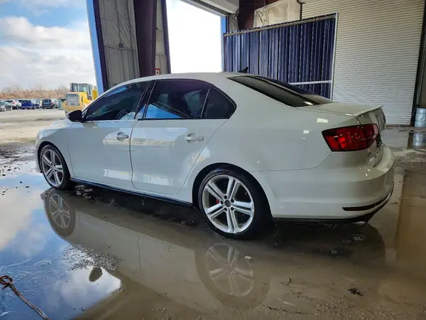 3VW4T7AJ6GM220112 2016 VOLKSWAGEN JETTA - Image 2