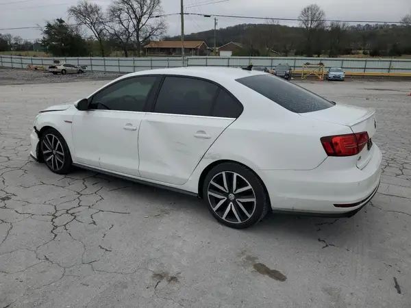 3VW4T7AJ6JM218464 2018 VOLKSWAGEN JETTA - Image 2