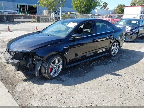 3VW4T7AJ7HM244503 2017 VOLKSWAGEN JETTA - Image 2