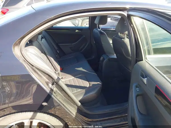 3VW4T7AJ7HM244503 2017 VOLKSWAGEN JETTA - Image 8