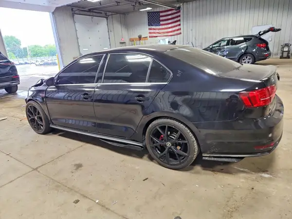 3VW4T7AJ7HM256280 2017 VOLKSWAGEN JETTA - Image 2