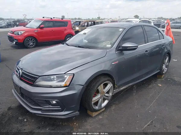 3VW4T7AJ8HM204947 2017 VOLKSWAGEN JETTA - Image 2