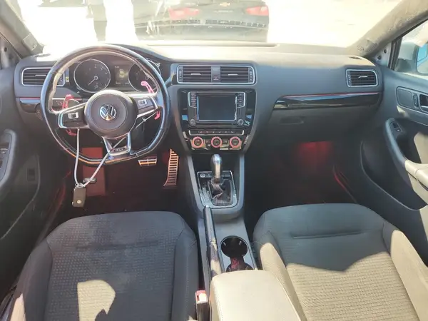 3VW4T7AJ8HM327373 2017 VOLKSWAGEN JETTA - Image 8