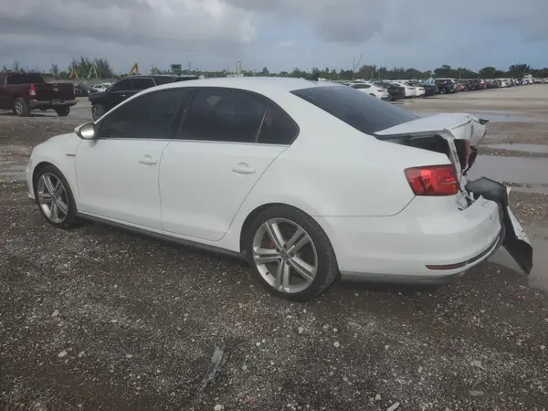 3VW4T7AJ8HM330970 2017 VOLKSWAGEN JETTA - Image 2