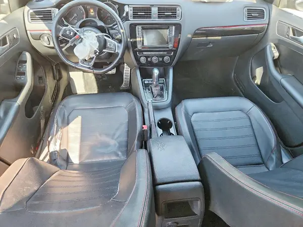 3VW4T7AJ8HM360373 2017 VOLKSWAGEN JETTA - Image 8