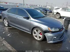 3VW4T7AJ8HM383877 2017 VOLKSWAGEN JETTA