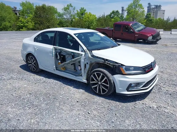 3VW4T7AJ8JM231068 2018 VOLKSWAGEN JETTA - Image 1