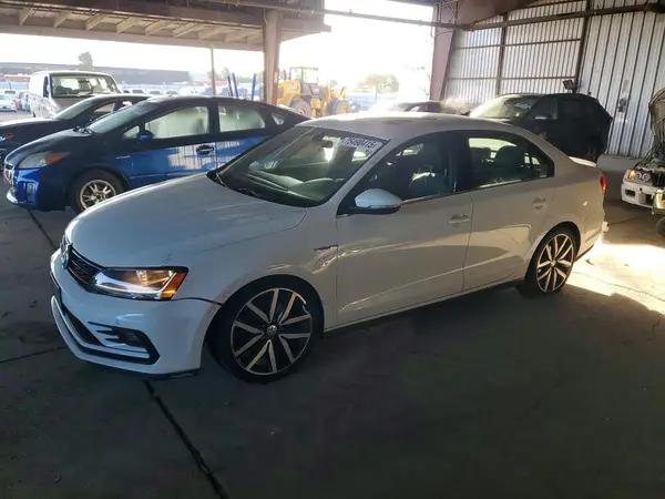 3VW4T7AJ8JM245195 2018 VOLKSWAGEN JETTA - Image 1