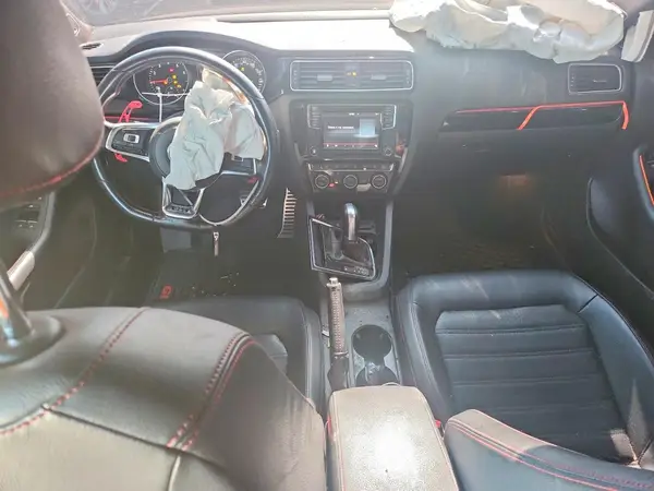 3VW4T7AJ9GM219827 2016 VOLKSWAGEN JETTA - Image 8