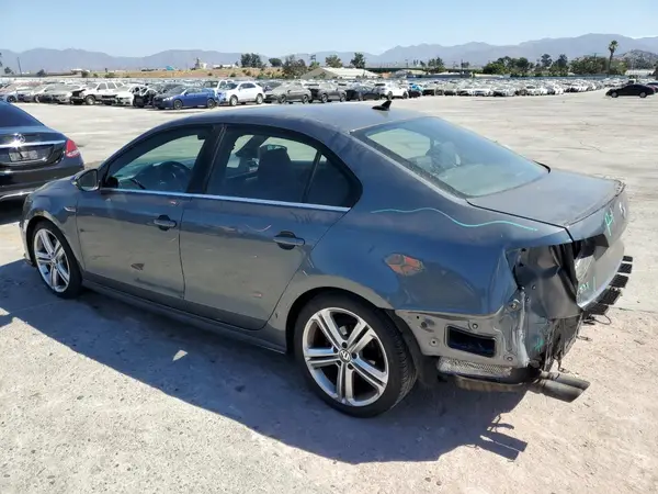 3VW4T7AJ9GM294138 2016 VOLKSWAGEN JETTA - Image 2