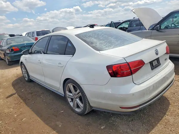 3VW4T7AJ9GM335920 2016 VOLKSWAGEN JETTA - Image 2