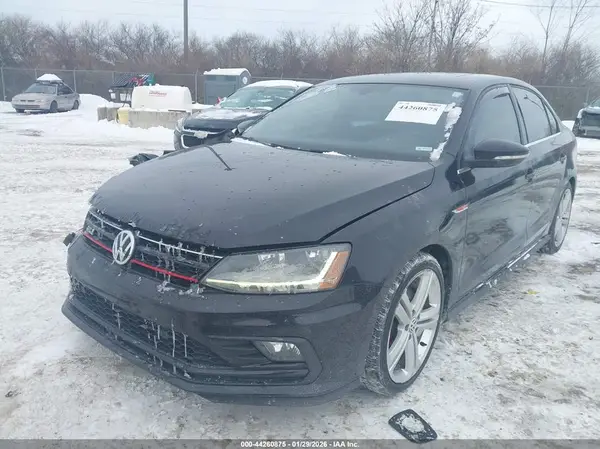 3VW4T7AJ9HM333344 2017 VOLKSWAGEN JETTA - Image 2