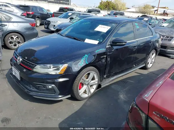 3VW4T7AJ9HM380955 2017 VOLKSWAGEN JETTA - Image 2