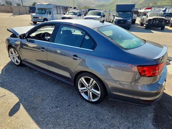 3VW4T7AJXGM260824 2016 VOLKSWAGEN JETTA - Image 2