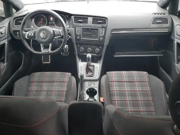 3VW4T7AU0GM016223 2016 VOLKSWAGEN GTI - Image 8