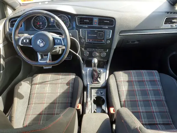 3VW4T7AU0GM058925 2016 VOLKSWAGEN GTI - Image 8