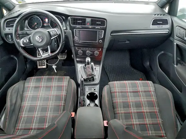 3VW4T7AU0HM025165 2017 VOLKSWAGEN GTI - Image 8