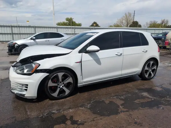 3VW4T7AU0HM034562 2017 VOLKSWAGEN GTI - Image 1
