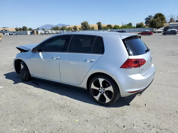 3VW4T7AU0HM062314 2017 VOLKSWAGEN GTI - Image 2