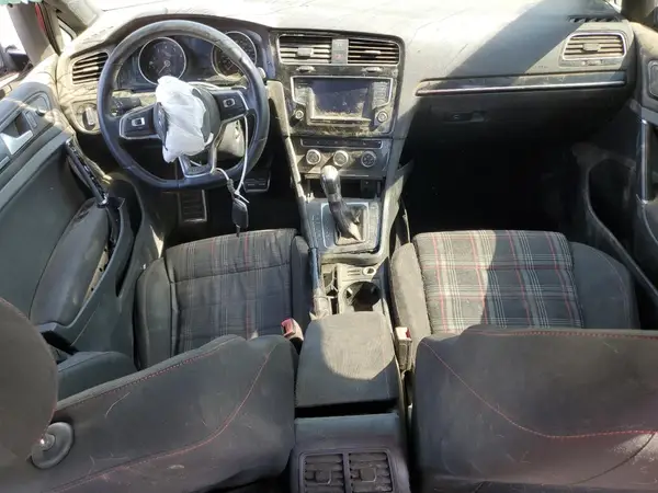 3VW4T7AU1GM002847 2016 VOLKSWAGEN GTI - Image 8