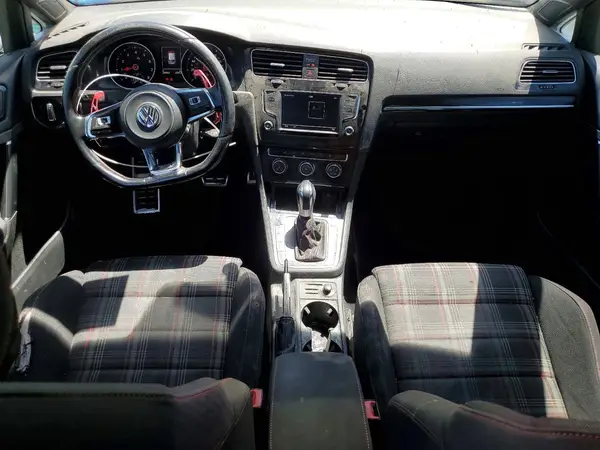 3VW4T7AU1GM027392 2016 VOLKSWAGEN GTI - Image 8