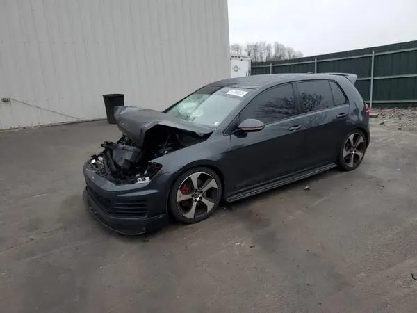 3VW4T7AU1GM042474 2016 VOLKSWAGEN GTI - Image 1