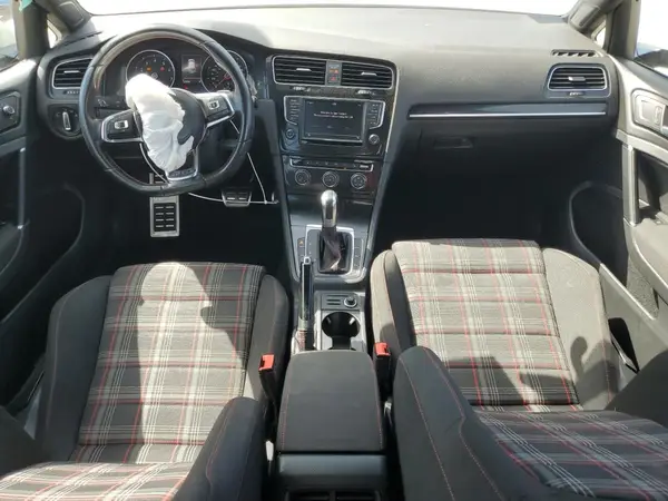 3VW4T7AU1HM013347 2017 VOLKSWAGEN GTI - Image 8