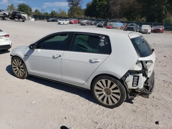 3VW4T7AU1HM062306 2017 VOLKSWAGEN GTI - Image 2
