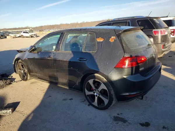 3VW4T7AU1HM070356 2017 VOLKSWAGEN GTI - Image 2