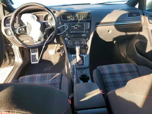 3VW4T7AU1HM070356 2017 VOLKSWAGEN GTI - Image 8