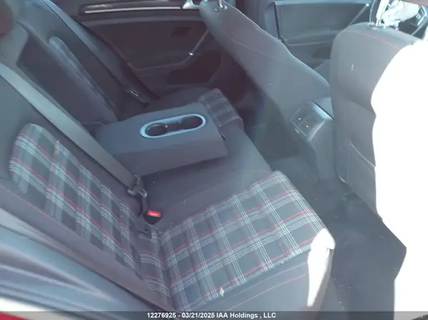 3VW4T7AU2GM025831 2016 VOLKSWAGEN GTI - Image 8