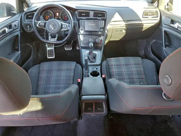 3VW4T7AU2GM042144 2016 VOLKSWAGEN GTI - Image 8