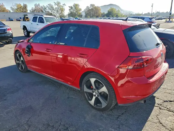 3VW4T7AU2HM027631 2017 VOLKSWAGEN GTI - Image 2